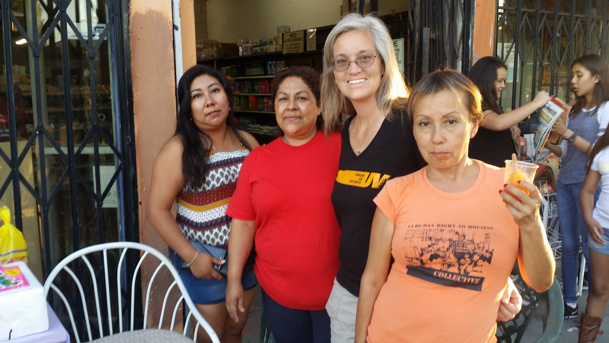 Elizabeth Blaney with community members and a member of Union de Veicnos, Teresa Alfaro. Courtesy: Elizabeth Blaney 